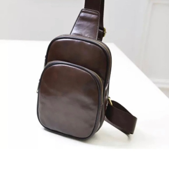 Men’s Leather Chest Cycle Sling Pack Shoulder Bag - Picture 3 of 8